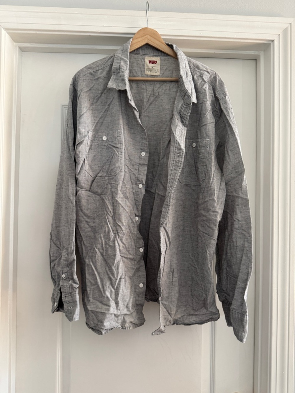 Levi's Light Gray Long-Sleeve Button Shirt